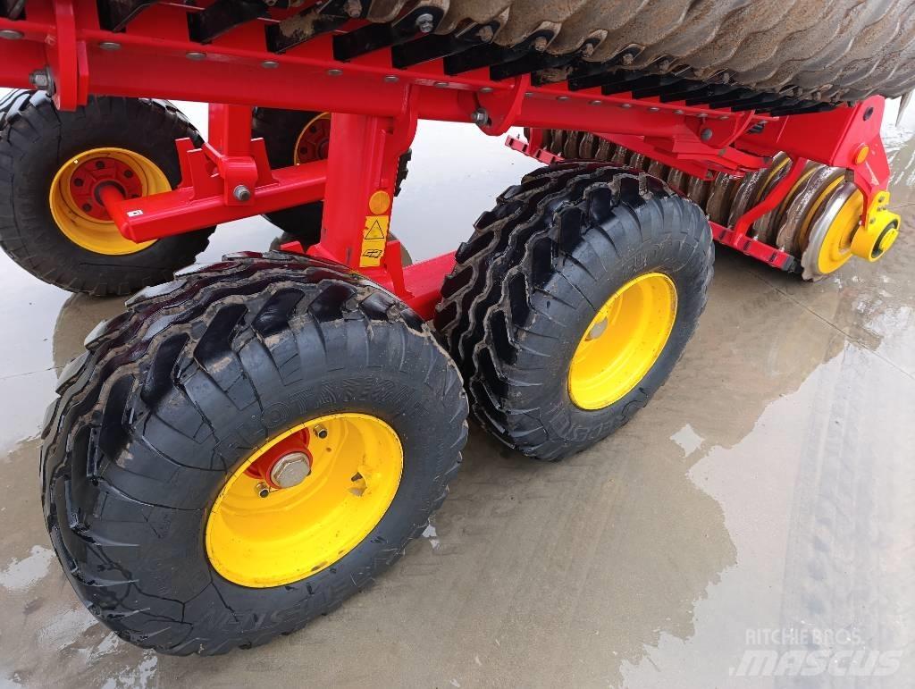 Väderstad Carrier820 Tárcsás boronák