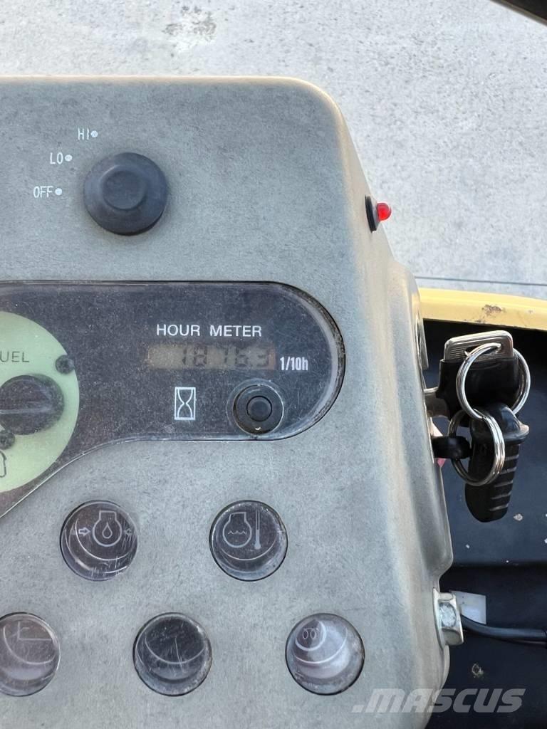 Yanmar Vio 17 Mini kotrók < 7t