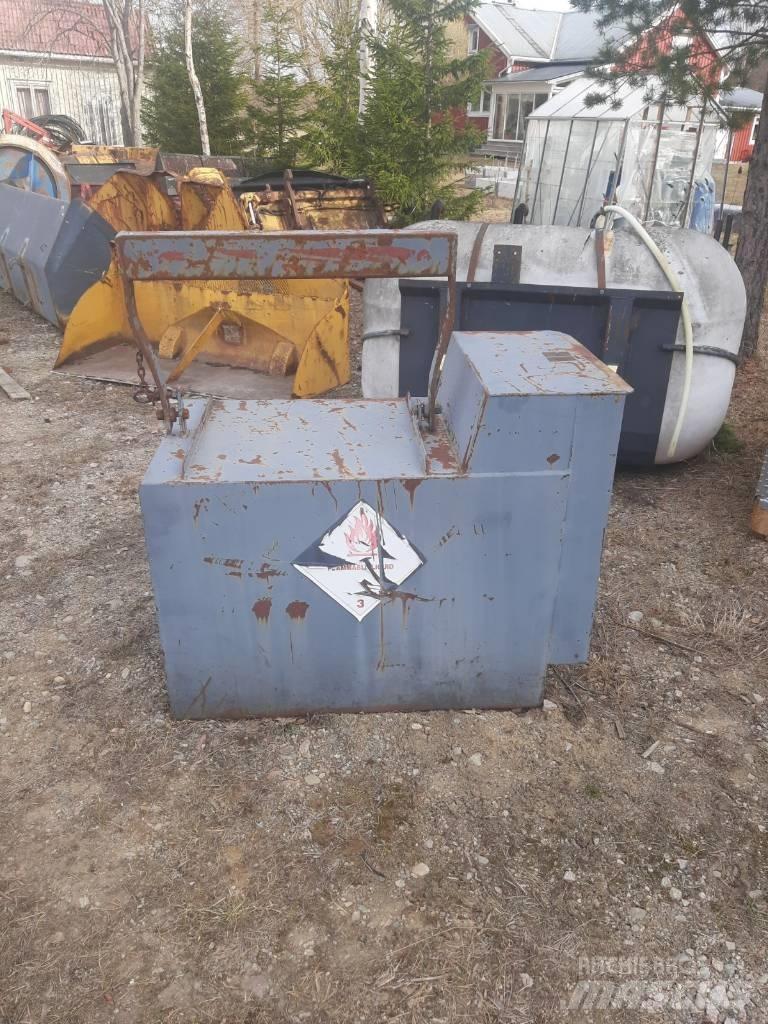  tank 400 Egyéb traktor tartozékok