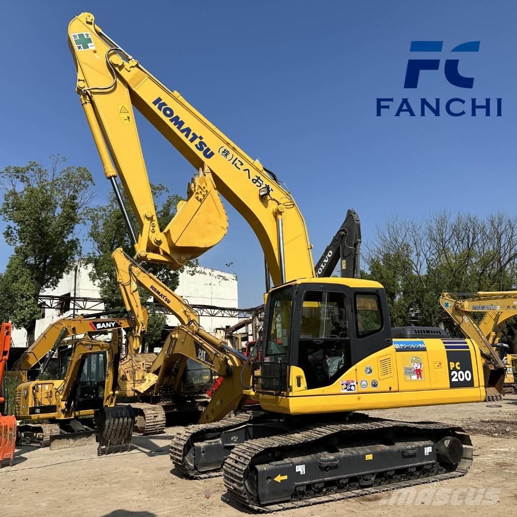 Komatsu PC 200 Lánctalpas kotrók