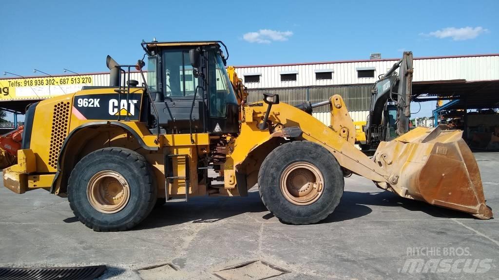 CAT 962K Gumikerekes homlokrakodók