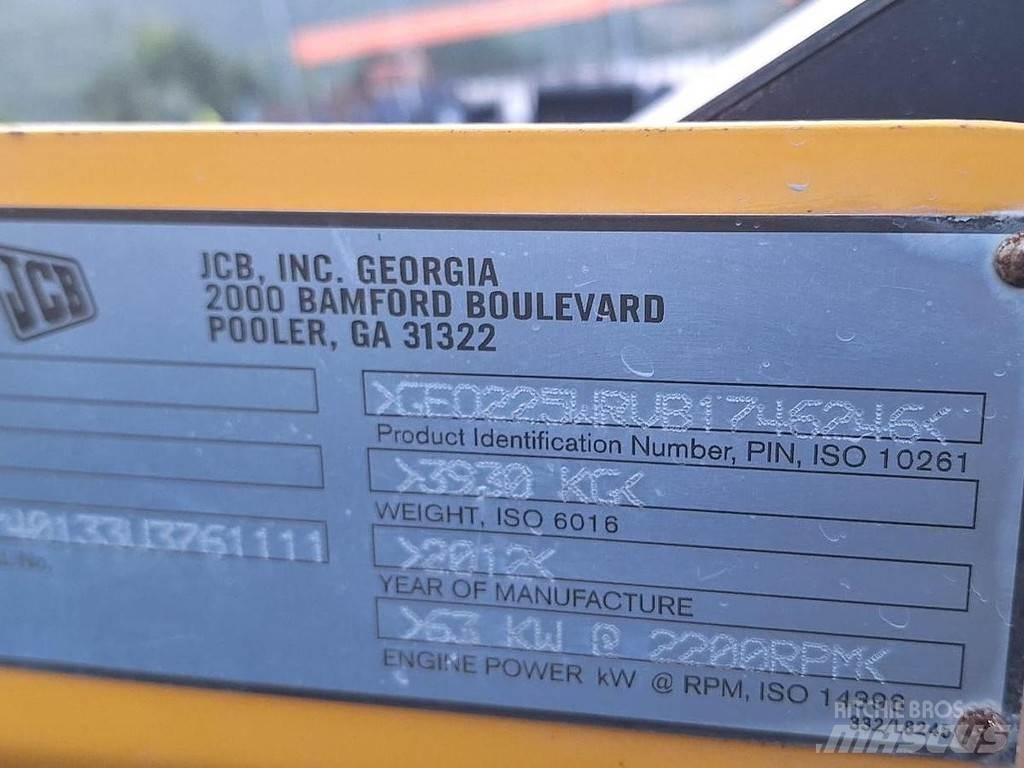 JCB 225 Mini homlokrakodók