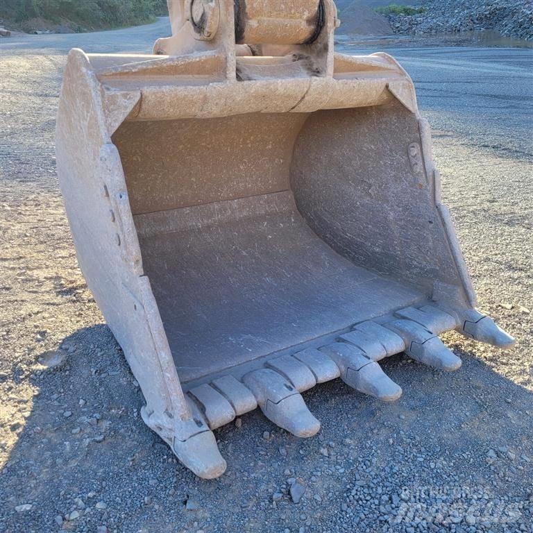 Volvo EC240BLC Lánctalpas kotrók