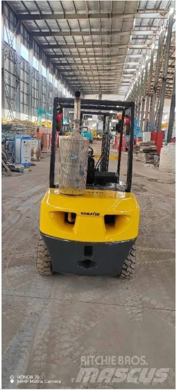 Komatsu FD 30 T-14 Dízel targoncák