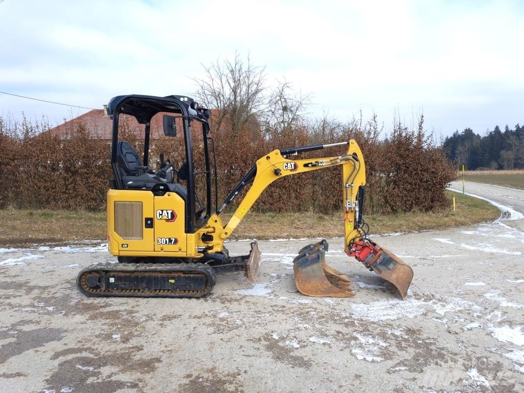 CAT 301.7 Mini kotrók < 7t