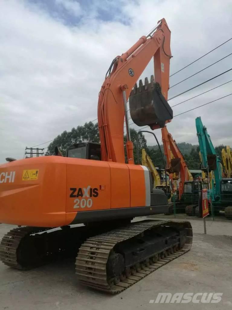 Hitachi zx200 Lánctalpas kotrók