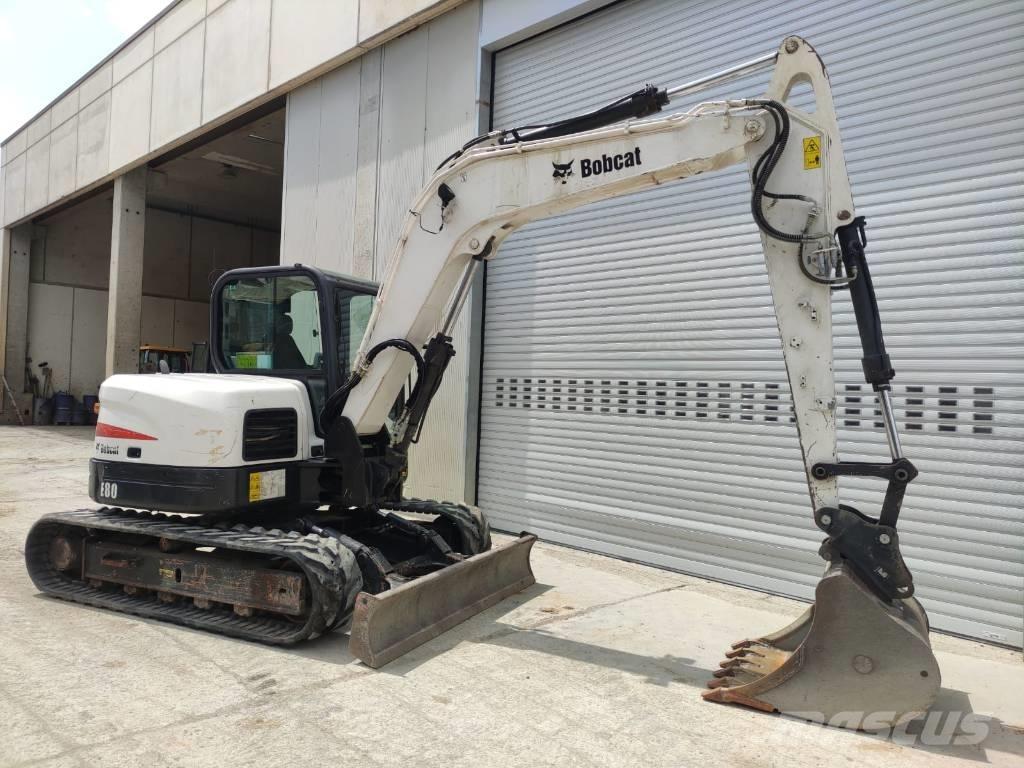 Bobcat E 80 EA Közepes (midi) kotrók 7 t - 12 t