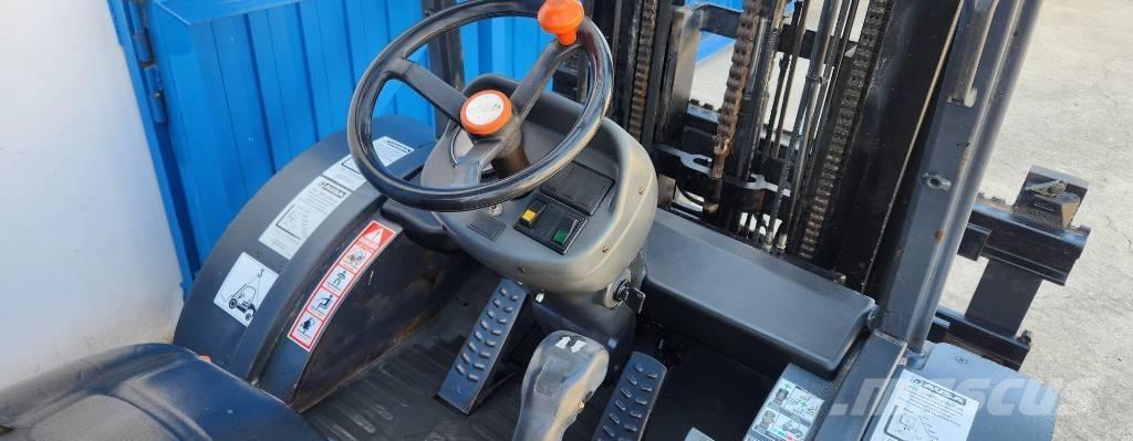 Ausa C 200 H X4 Tereptargonca