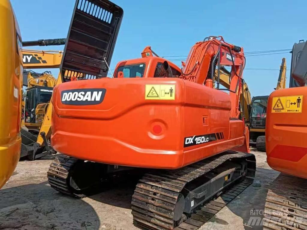 Doosan DX150 Közepes (midi) kotrók 7 t - 12 t