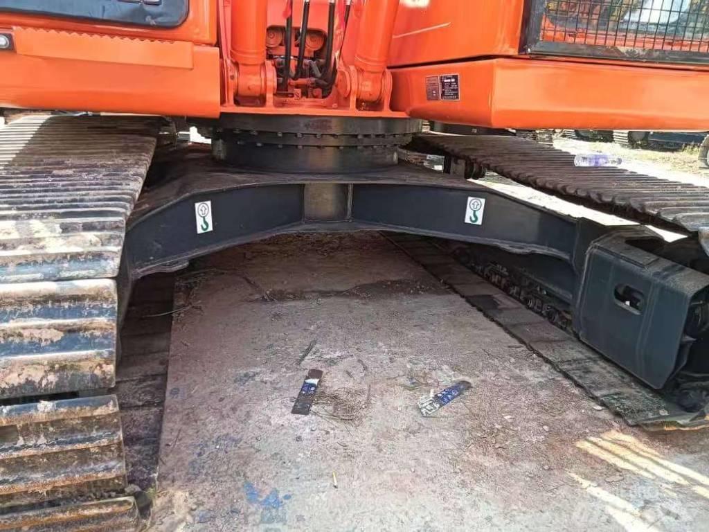 Doosan DX150 Közepes (midi) kotrók 7 t - 12 t
