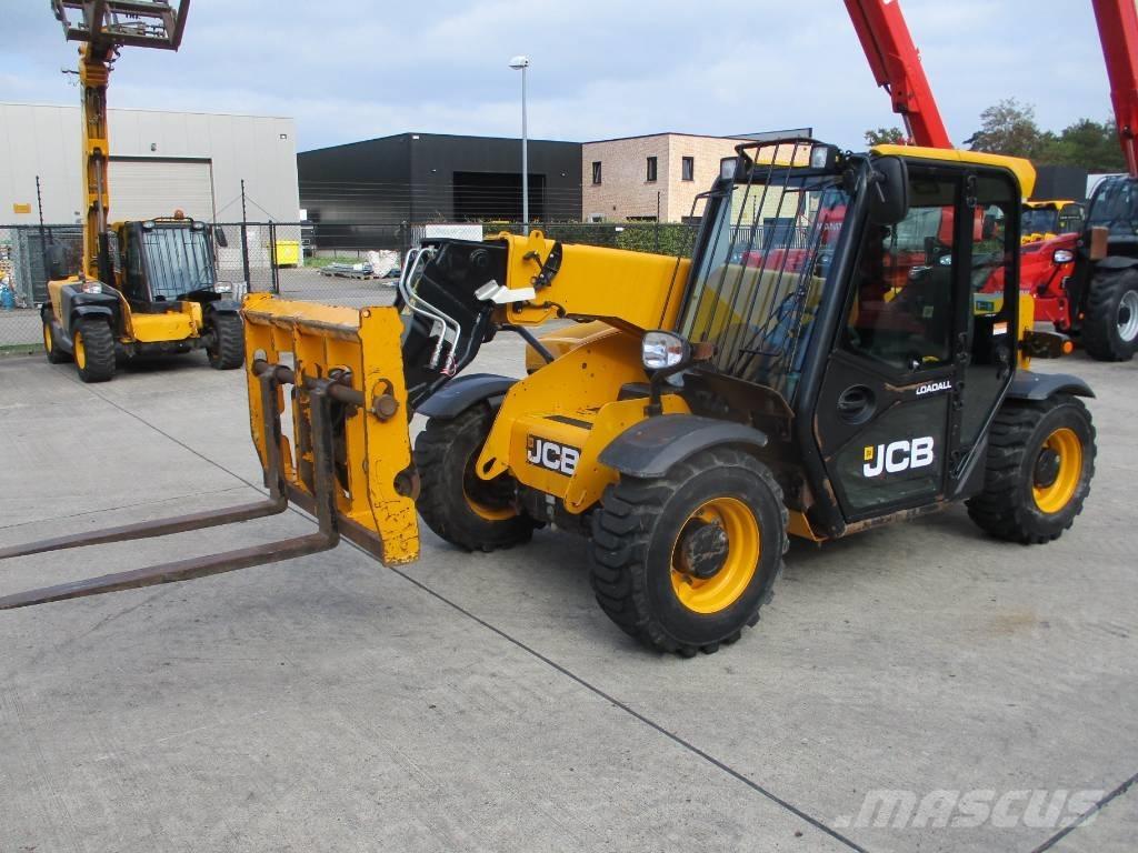 JCB 525-60 (404) Teleszkópos rakodók