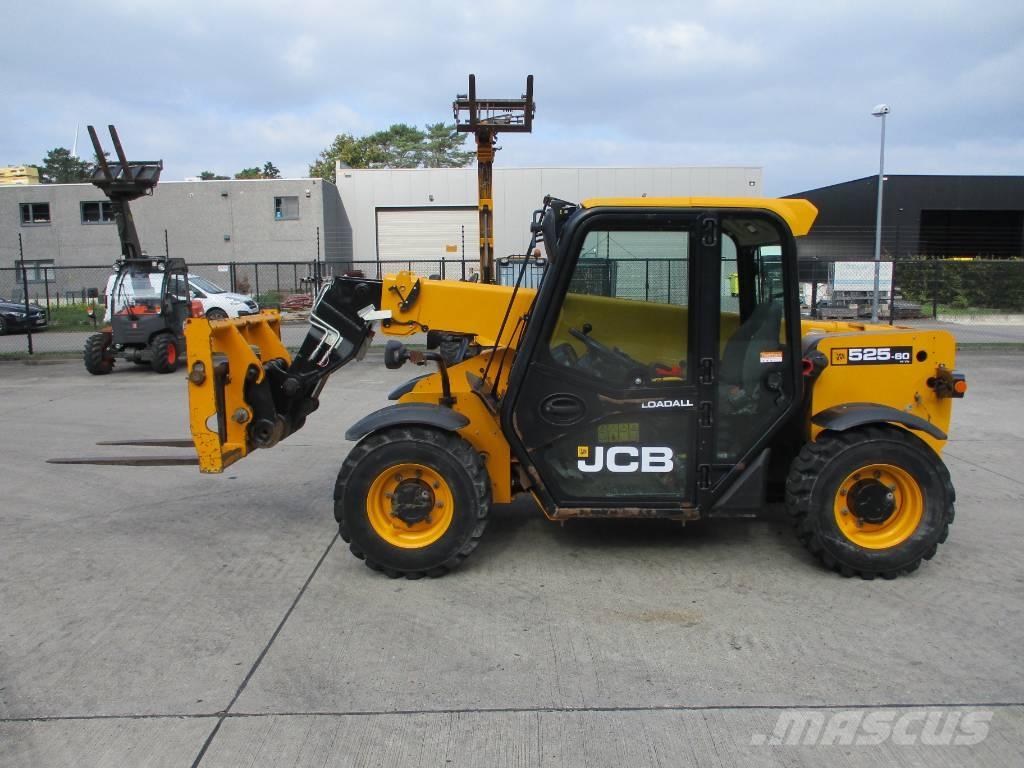 JCB 525-60 (404) Teleszkópos rakodók