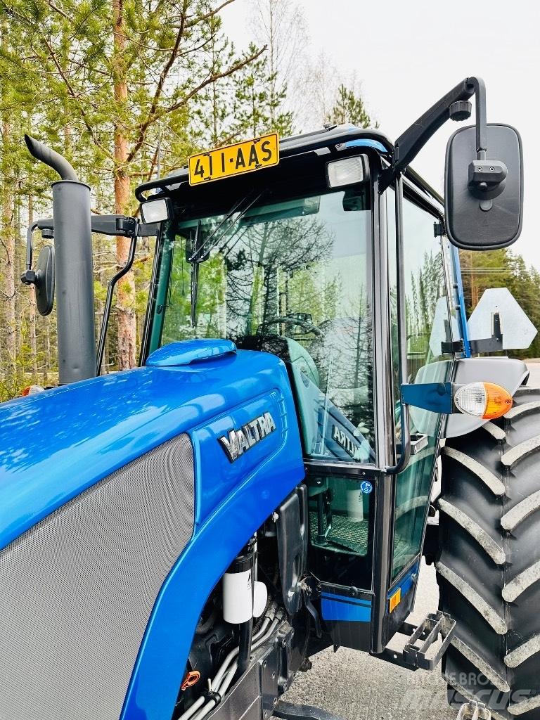 Valtra A 92 Traktorok