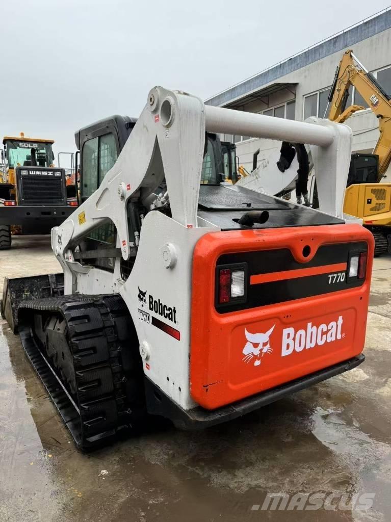 Bobcat T 770 Lánctalpas homlokrakodók