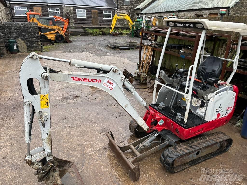 Takeuchi TB 216 Mini kotrók < 7t