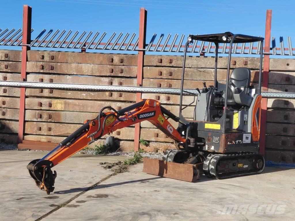Doosan DX17Z Mini kotrók < 7t