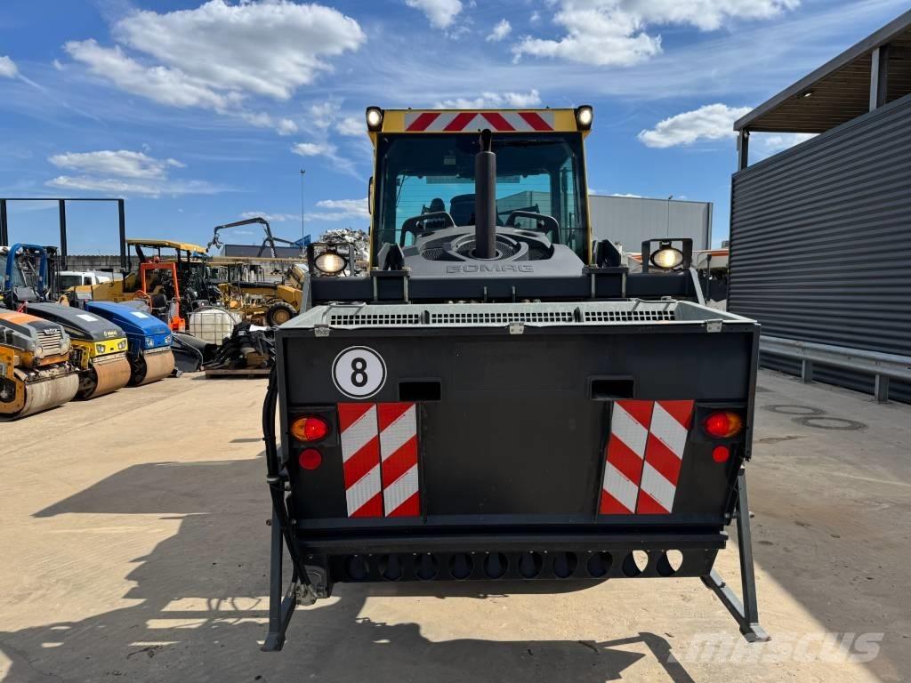 Bomag BW 174 AP-4 AM Ikerdobos hengerek