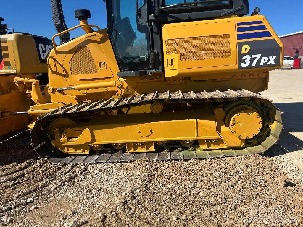 Komatsu D37PX-23 lánctalpas dózerek