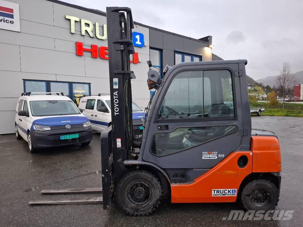 Toyota 02-8FDF25 Dízel targoncák