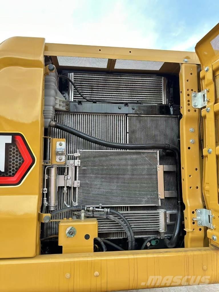 CAT 323GC Lánctalpas kotrók
