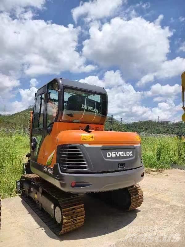 Doosan DX 60E Közepes (midi) kotrók 7 t - 12 t