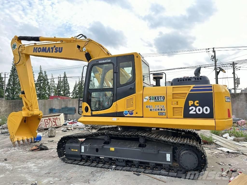 Komatsu PC 200-8 Lánctalpas kotrók
