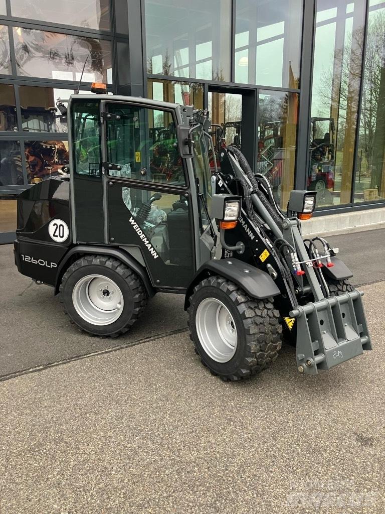 Weidemann 1260 LP Gumikerekes homlokrakodók