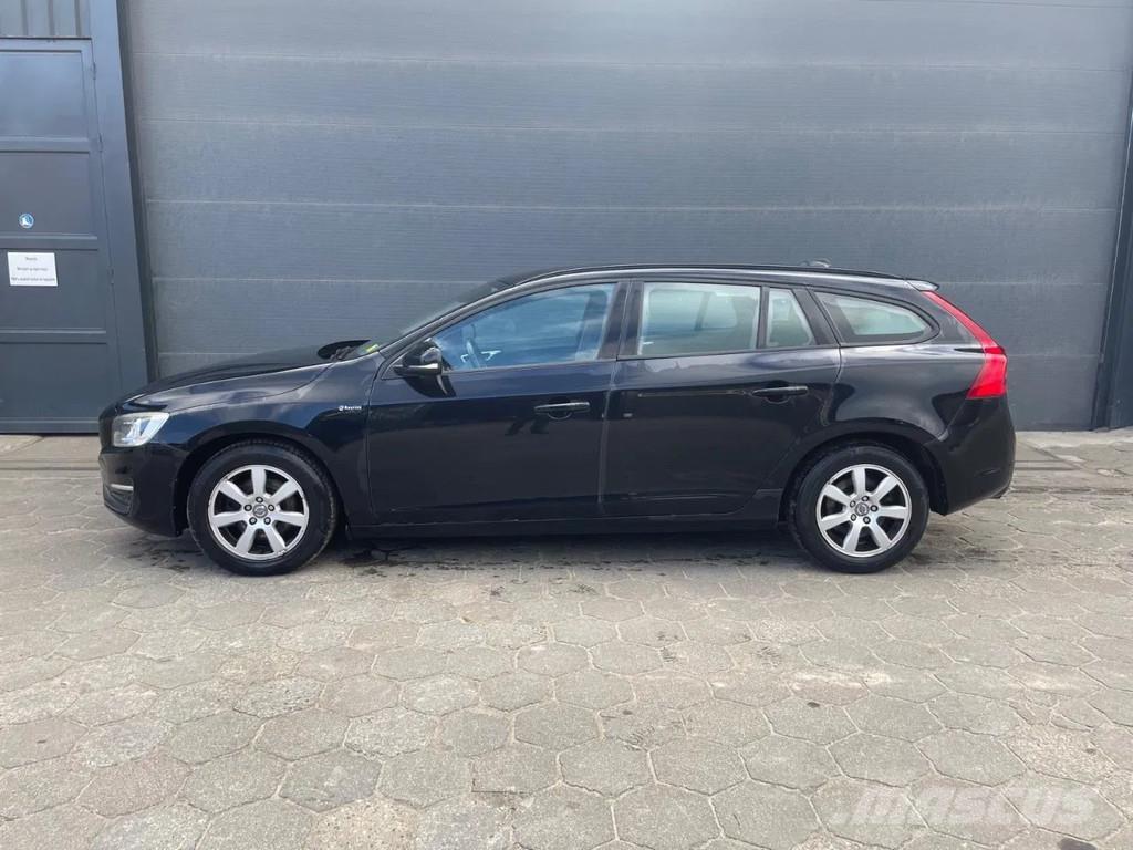 Volvo V60 . Kistehergépjárművek
