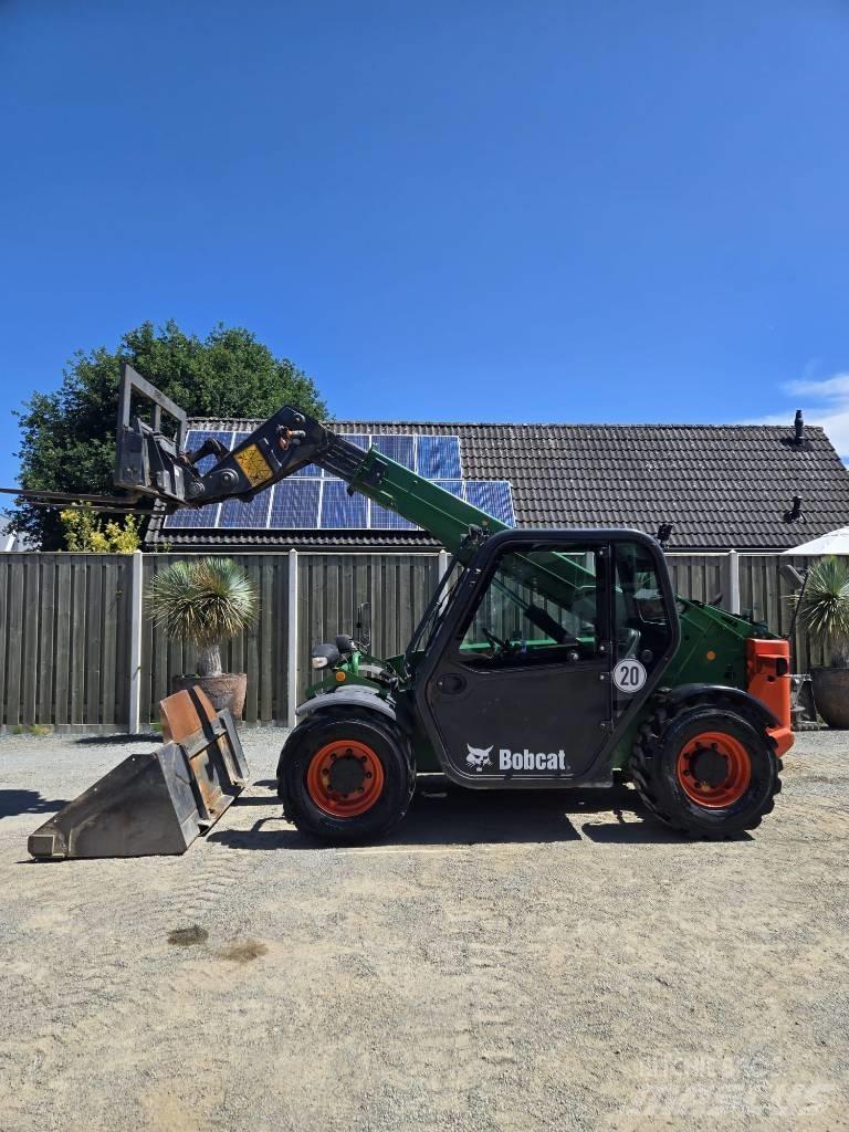 Bobcat T 2250 Teleszkópos rakodók