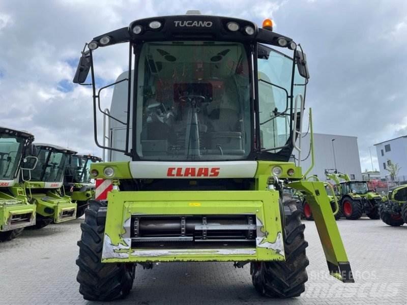 CLAAS Tucano 450 Kombájnok