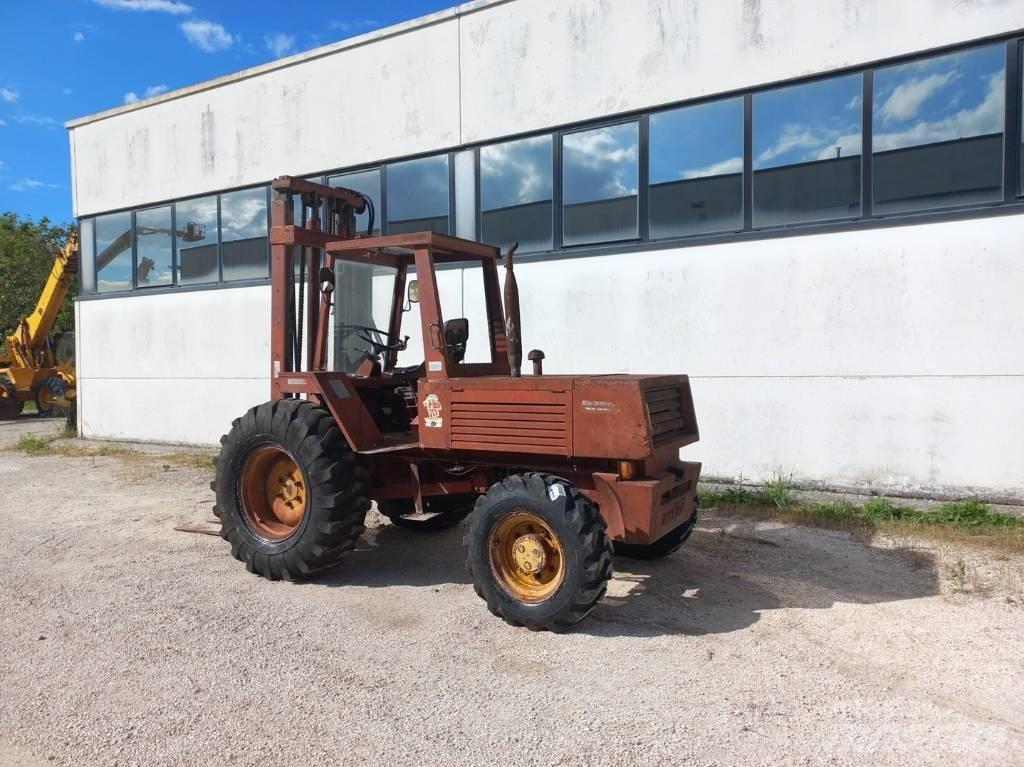 Manitou 4RM30G Dízel targoncák