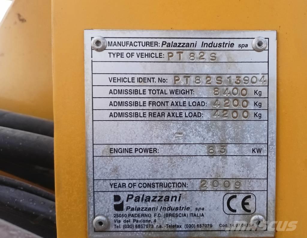 Palazzani PT82 Teleszkópos gumikerekes rakodók