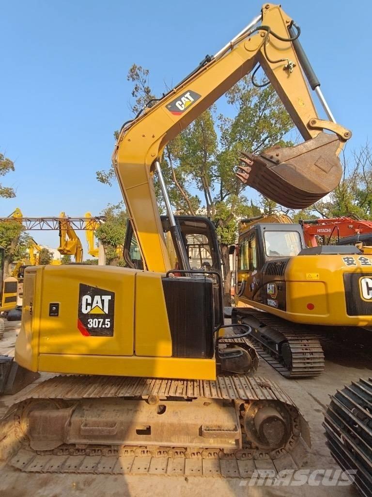 CAT 307.5 Mini kotrók < 7t