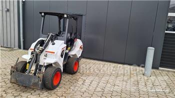 Bobcat L 28 Mini homlokrakodók