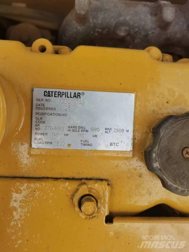 CAT 320 D Lánctalpas kotrók