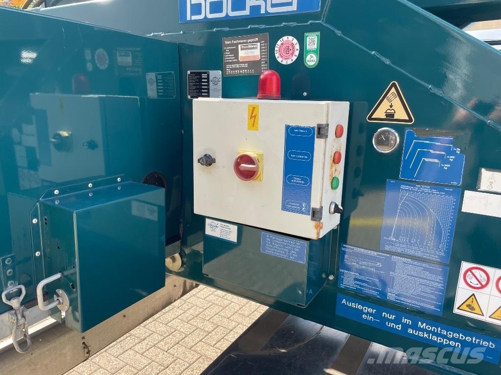 Böcker AHK 30/1400 Terepdaruk