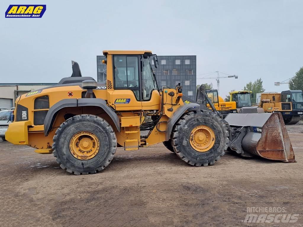 Volvo L 110 H Gumikerekes homlokrakodók