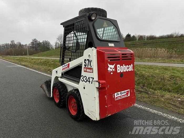 Bobcat S70 Gumikerekes homlokrakodók
