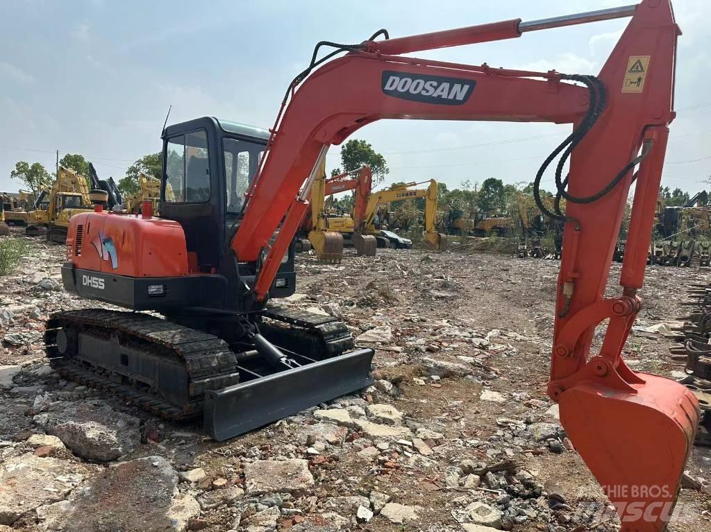 Doosan DH 55 Mini kotrók < 7t