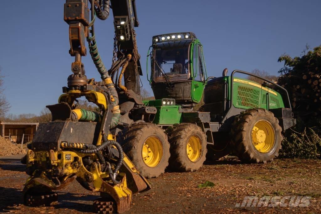 John Deere 1170e Betakarítók