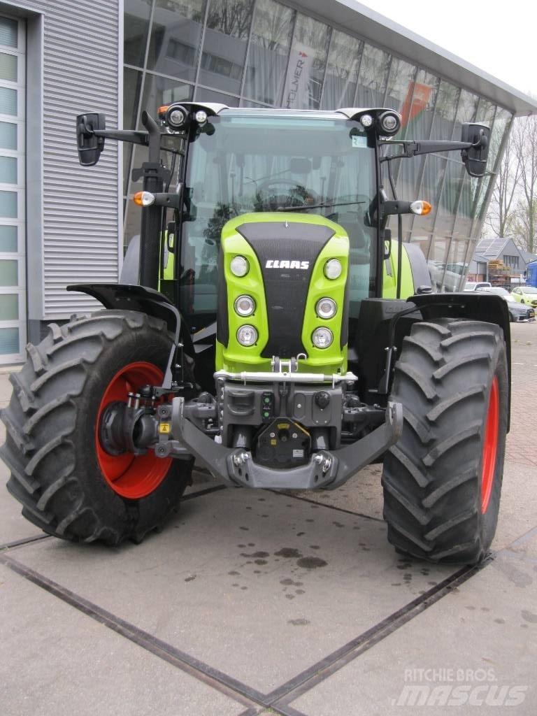 Claas Arion 470 Traktorok