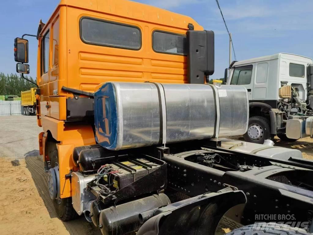 Shacman F3000 6X4 Nyergesvontatók