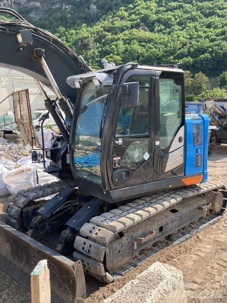 Hitachi ZX 135 US-6 Lánctalpas kotrók