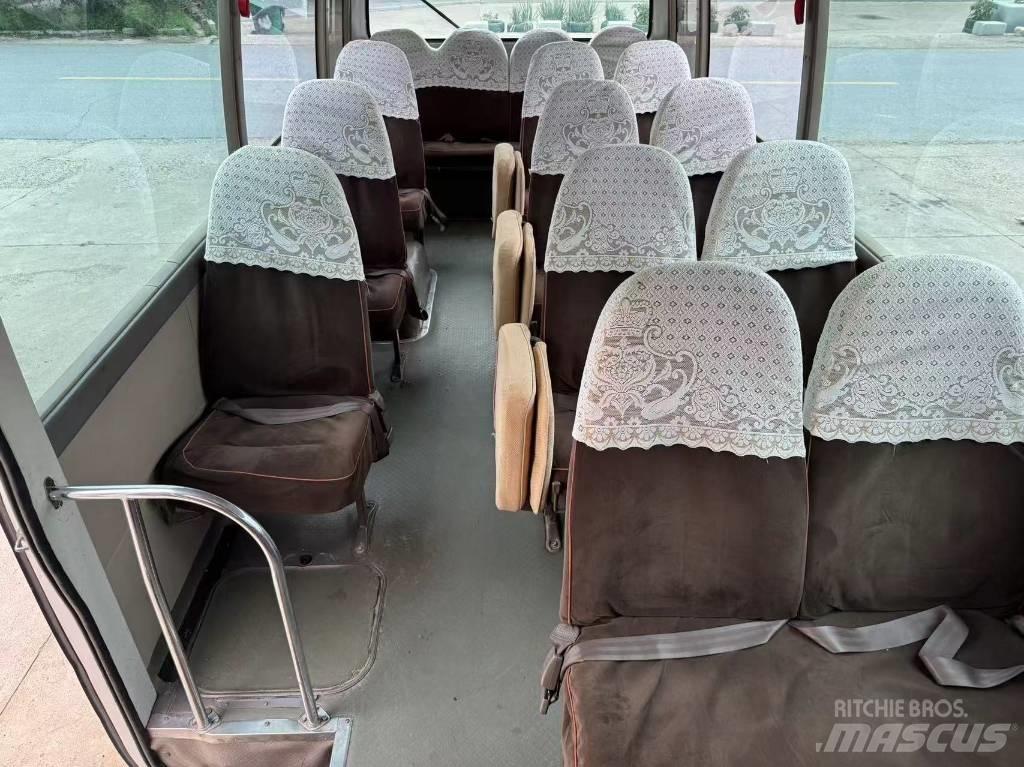 Toyota Coaster Mini buszok