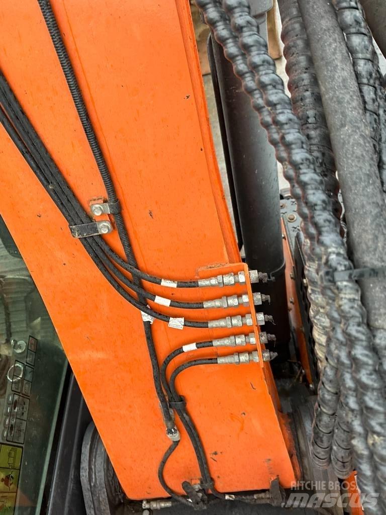 Doosan DX 140 LCR Lánctalpas kotrók