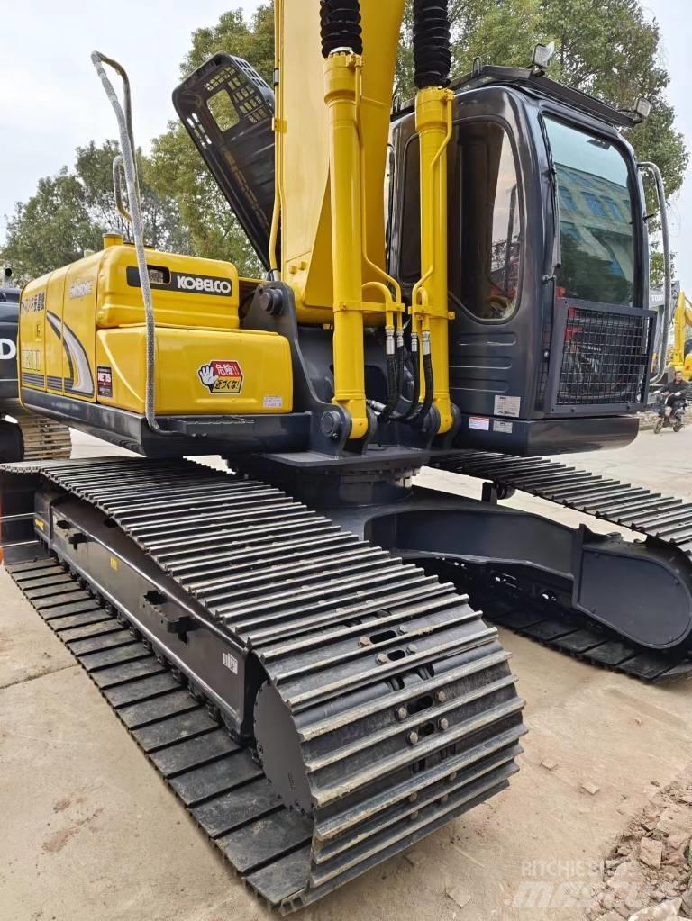 Kobelco SK 200 Lánctalpas kotrók
