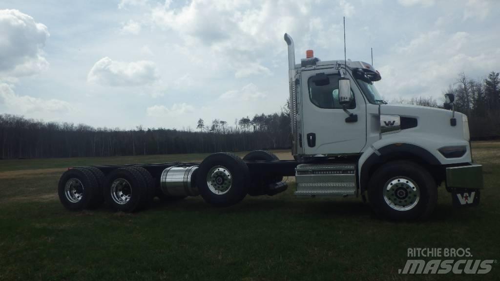 Western Star 49 X Fülkés alváz