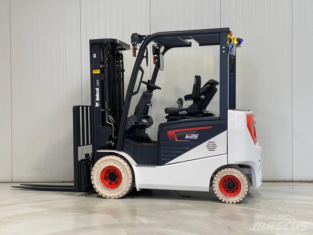 Bobcat B25NS Elektromos targoncák