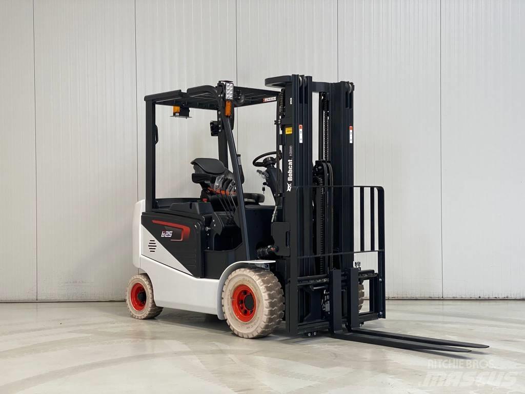 Bobcat B25NS Elektromos targoncák