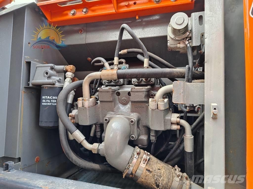 Hitachi ZX 200 Lánctalpas kotrók